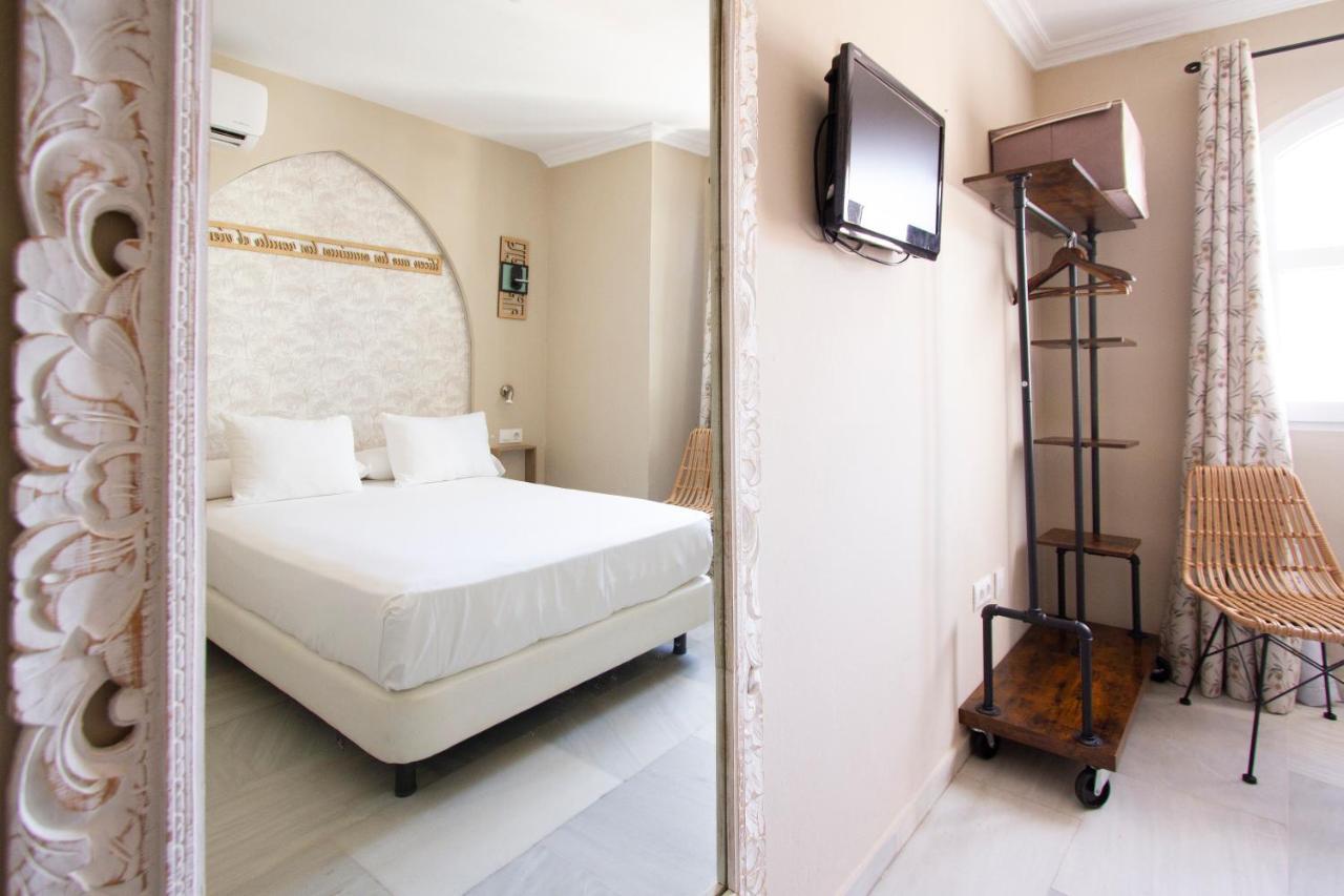 Отель Alameda Hostal Boutique Тарифа Экстерьер фото